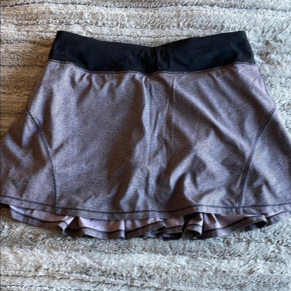 Lululemon Size Tall 6 Skirt